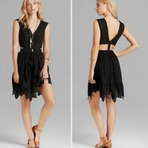 Free People Honeysuckle Rose Cut-Out Mini Dress Black Womems Size 6 **NWT** - Picture 2 of 8